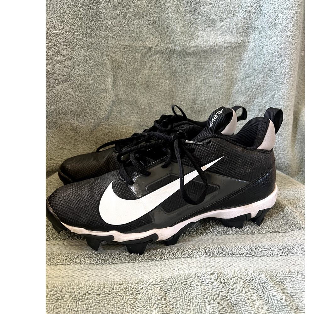 Nike Alpha Menace 4 Shark Football Cleats, Men's size 8